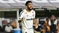 Gabigol reclama de pênalti não marcado na Arena do Grêmio