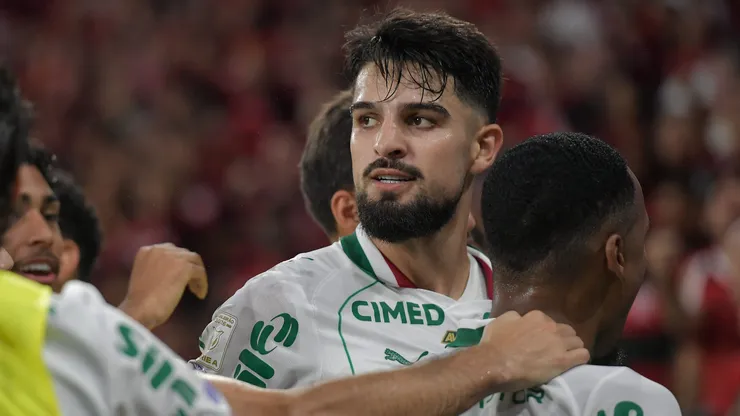 Flaco López jogador do Palmeiras comemora seu gol durante partida contra o Flamengo. Foto: Thiago Ribeiro/AGIF