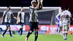 Franclim exalta Barrera após golaço e meia cresce por vaga na Copa — Foto Marcello ZambranaAGIF
