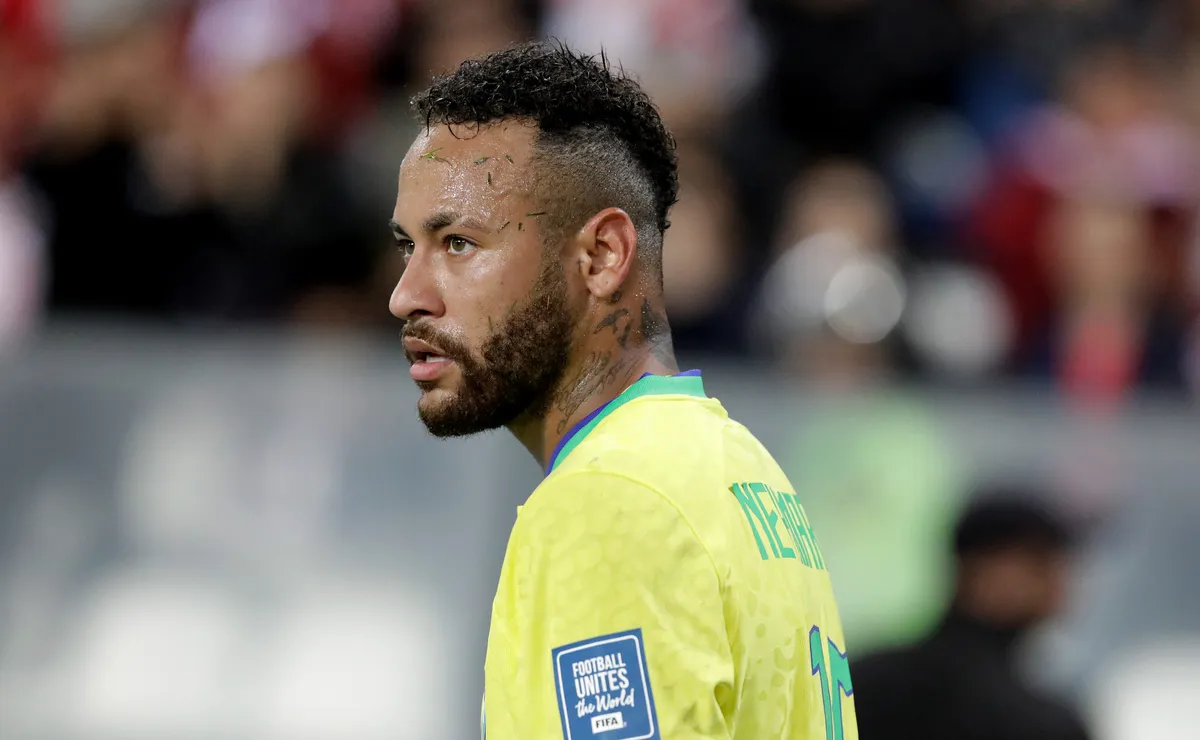 Romário cobra liderança de Neymar na Seleção Brasileira na Copa do Mundo