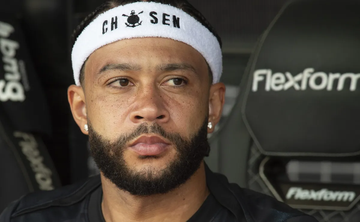 Corinthians define minutagem de Memphis Depay contra o Atlético-MG