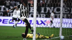 Galo leva gol no fim e perde para o Corinthians pelo Brasileirão