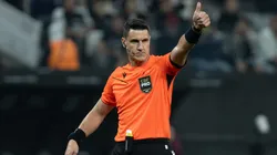 O arbitro Rafael Rodrigo Klein durante partida entre Corinthians e Atletico-MG no estadio Arena Corinthians pelo campeonato Brasileiro A 2026. Foto: Joisel Amaral/AGIF
