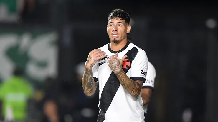 RJ - RIO DE JANEIRO - 12/03/2026 - BRASILEIRO A 2025, VASCO X PALMEIRAS - Saldivia jogador do Vasco durante partida contra o Palmeiras no estadio Sao Januario pelo campeonato [COMPETICAO]. Foto: Thiago Ribeiro/AGIF