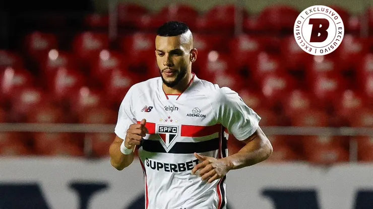 Zagueiro rescindiu contrato - Foto: Rubens Chiri/São Paulo FC