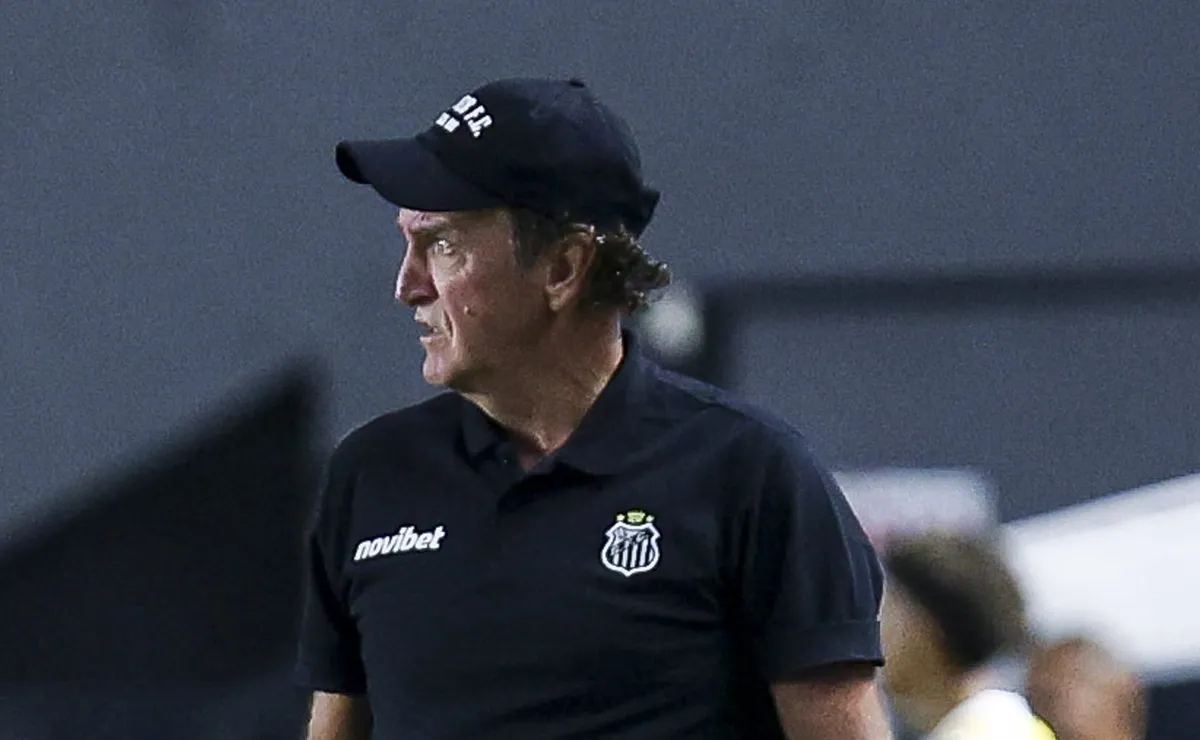 Cuca quer respaldo no Santos para fazer reformulação durante a Copa do Mundo