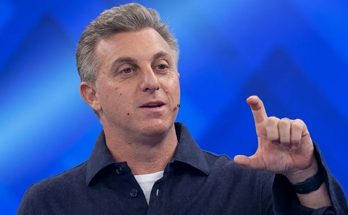 Luciano Huck faz desabafo após convocação oficial da Seleção Brasileira