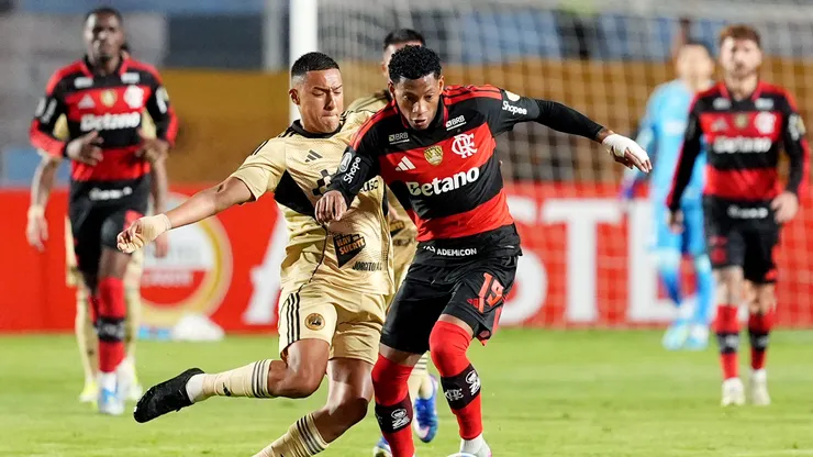 Flamengo x Cusco. (Photo by Raul Sifuentes/Getty Images)