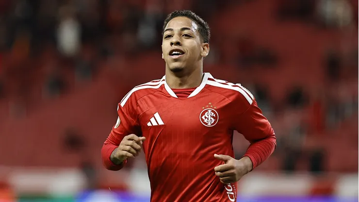 Allex, jogador do Internacional comemora seu gol durante partida contra o Athletic Club no estadio Beira-Rio pelo campeonato Copa Do Brasil 2026. Foto: Roberto Vinicius/AGIF