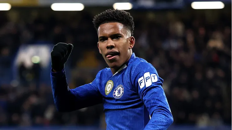 LONDON, ENGLAND - NOVEMBER 25: Estevao of Chelsea celebrates scoring his team's second goal during the UEFA Champions League 2025/26 League Phase MD5 match between Chelsea FC and FC Barcelona at Stamford Bridge on November 25, 2025 in London, England. (Photo by Justin Setterfield/Getty Images)