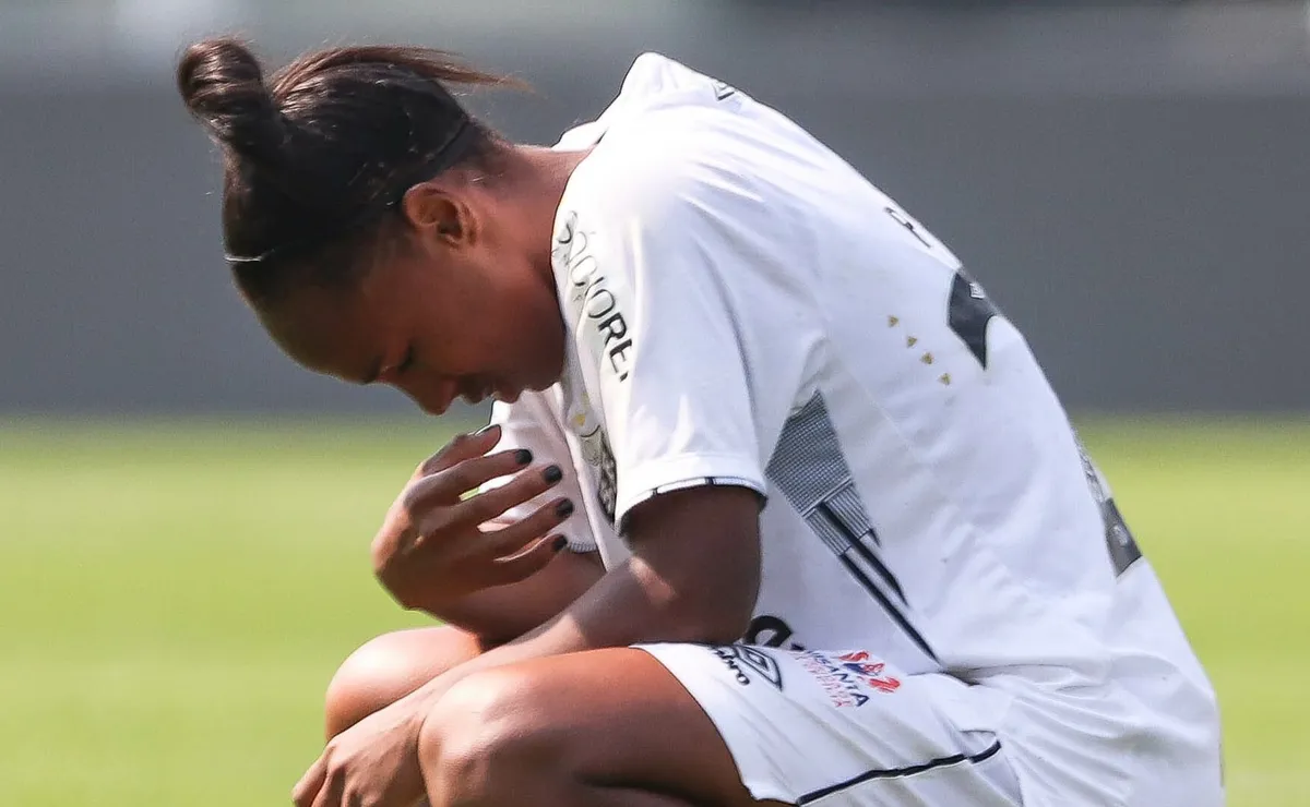 Santos perde clássico para o São Paulo e vê G-8 distante no Brasileirão Feminino