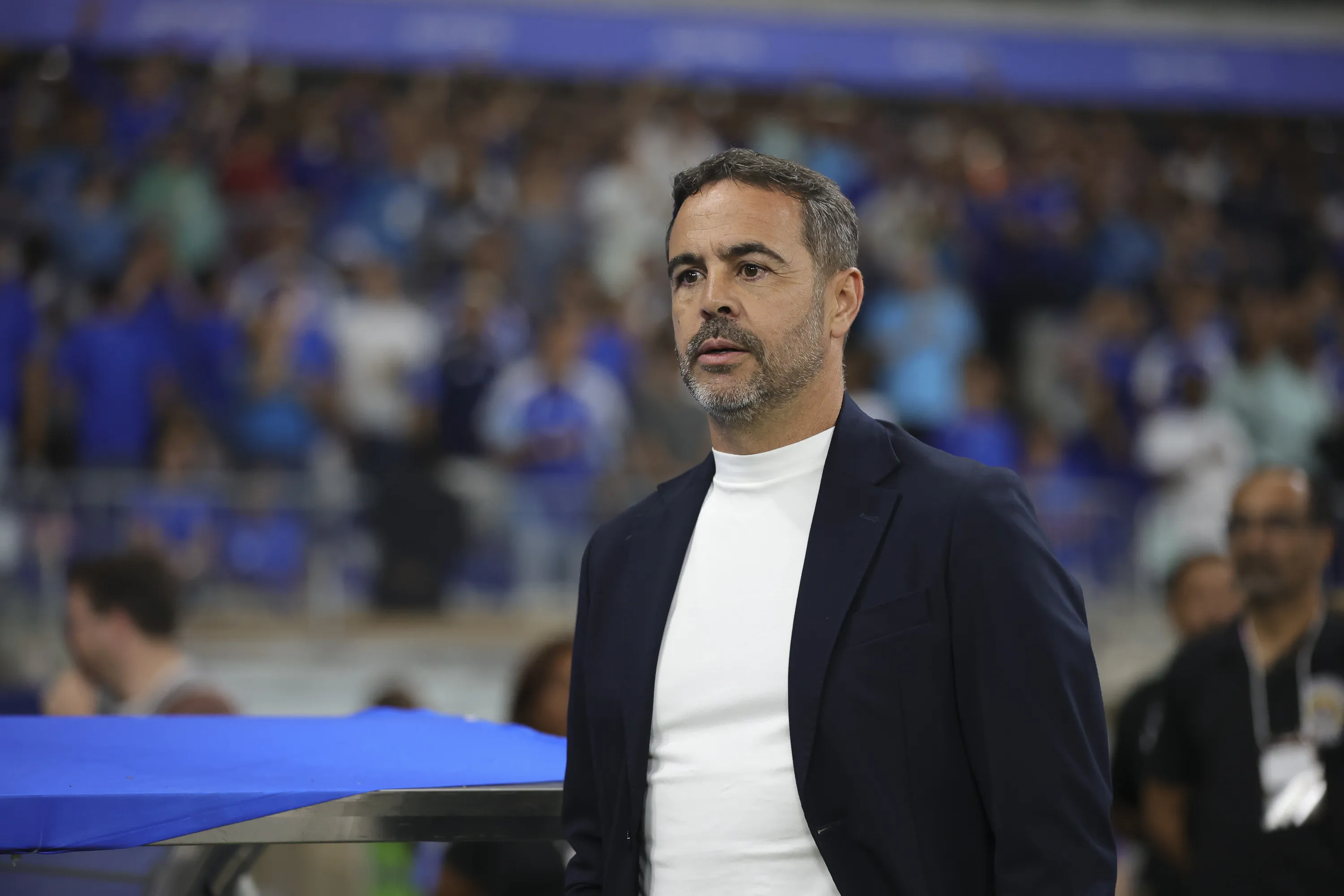 Artur Jorge terá um tempo sem jogos oficiais. Foto: Gilson Lobo/AGIF