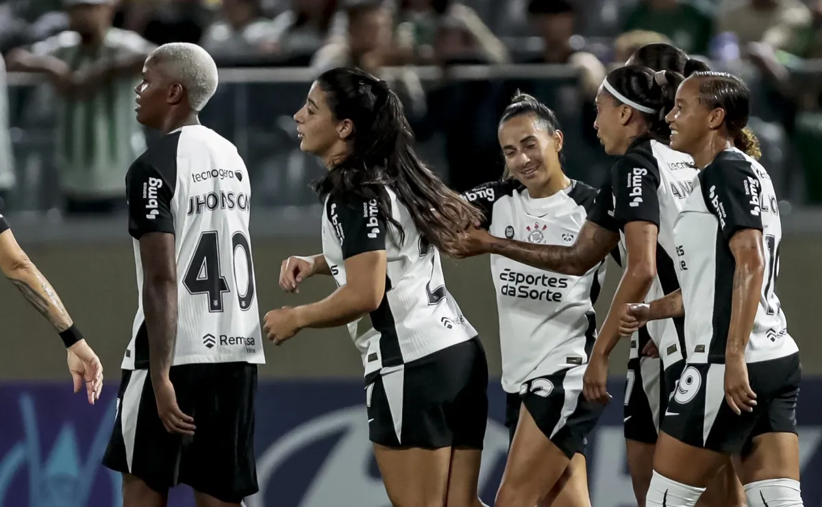 Brabas batem o Mixto e retomam a liderança do Brasileirão antes da pausa para a Data FIFA