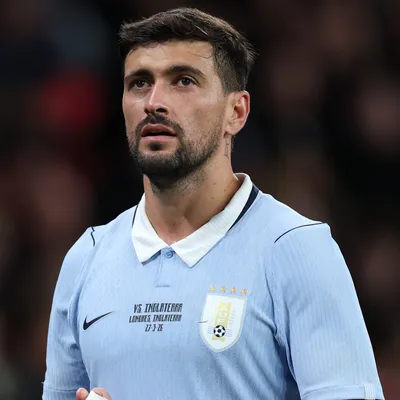 Arrascaeta aparece em apresentação do Uruguai mesmo lesionado