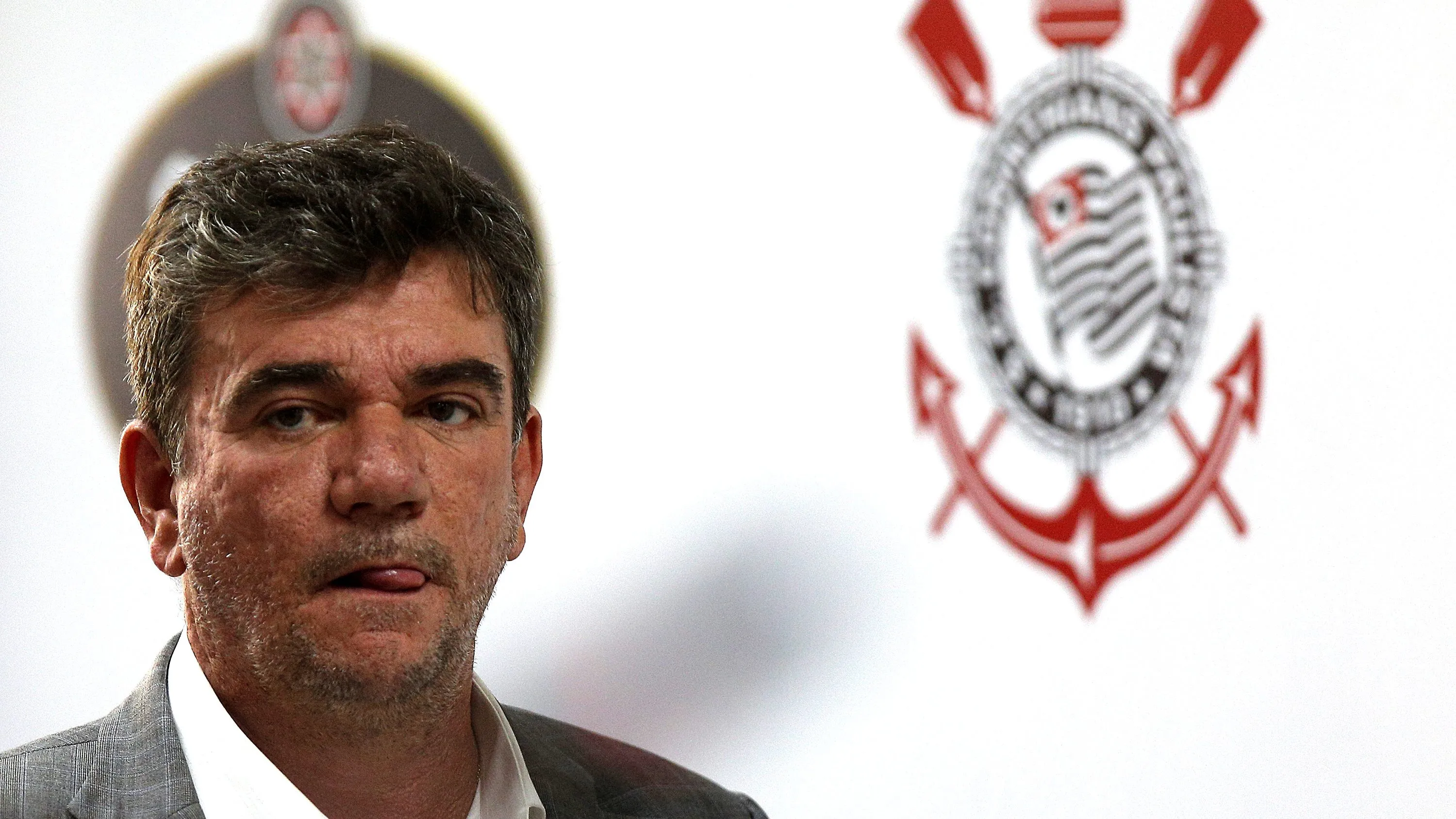 Ex-presidente agora não pode mais frequentar o Parque São Jorge – Foto: Daniel Vorley/AGIF