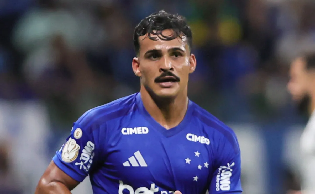 Barcelona quer aplicar “chapéu” no Flamengo pelo lateral Kaiki Bruno