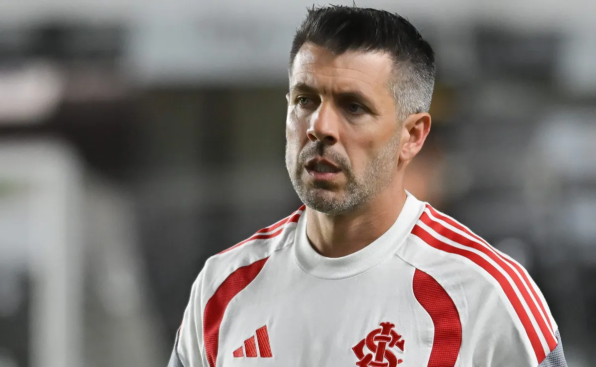 Pezzolano não terá Rochet e Félix Torres no Internacional contra o Bragantino