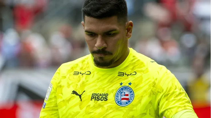 Goleiro teve altos e baixos - Foto: Anderson Romão/AGIF.