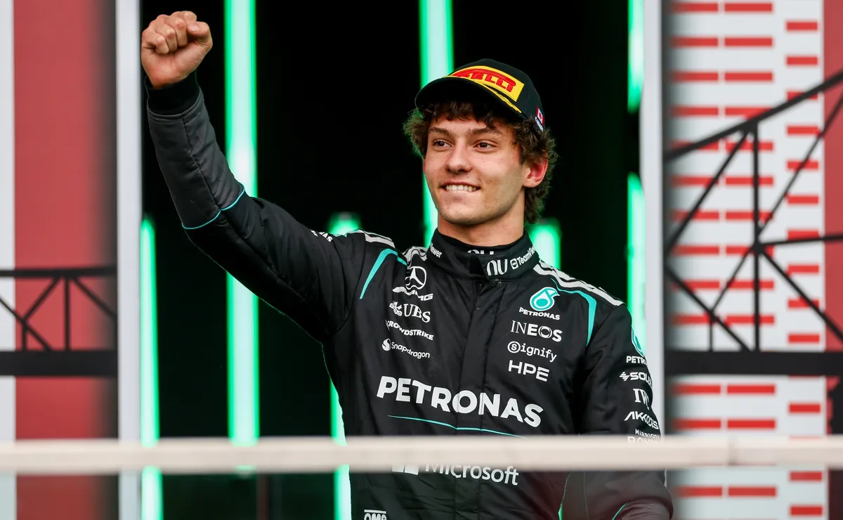 Antonelli mantém os pés no chão após abrir 43 pontos na liderança da F1: “Cedo para falar”