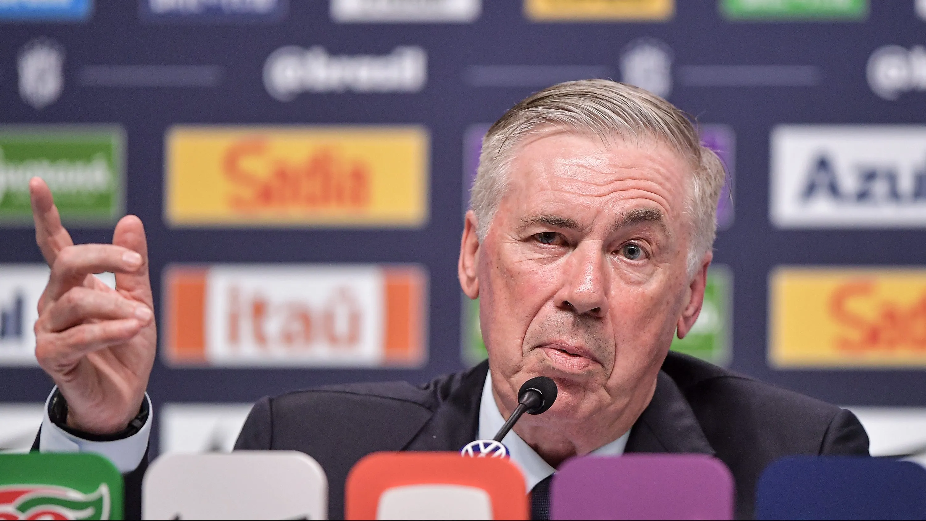 Ancelotti optou por convocar Neymar - Foto: Thiago Ribeiro/AGIF.
