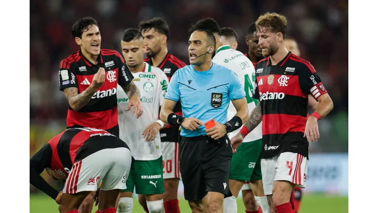 Davi Lacerda apitou Palmeiras 3 x 0 Flamengo - Foto: IMAGO / ZUMA Press Wire