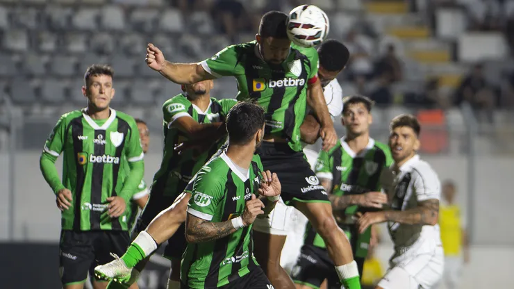 Com apenas três pontos, o Coelho está a quatro da Ponte Preta, 19ª colocada.