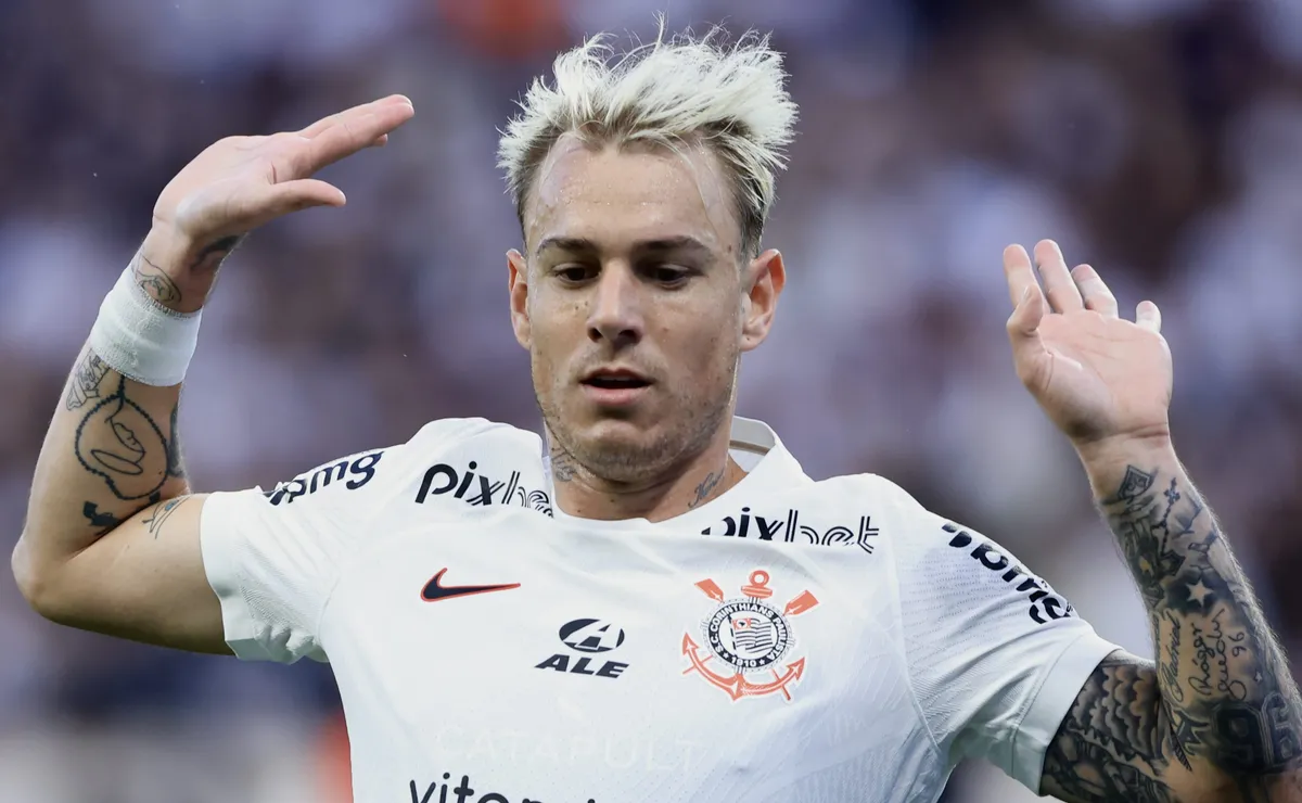 Roger Guedes de volta ao Corinthians acontecerá em 2027, afirma Thiago Rodrigues sobre bastidor