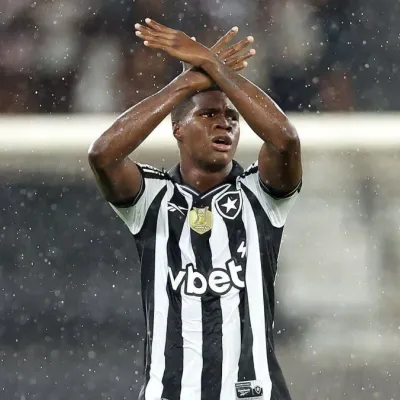 Kadir Barría, do Botafogo, fica fora da convocação do Panamá