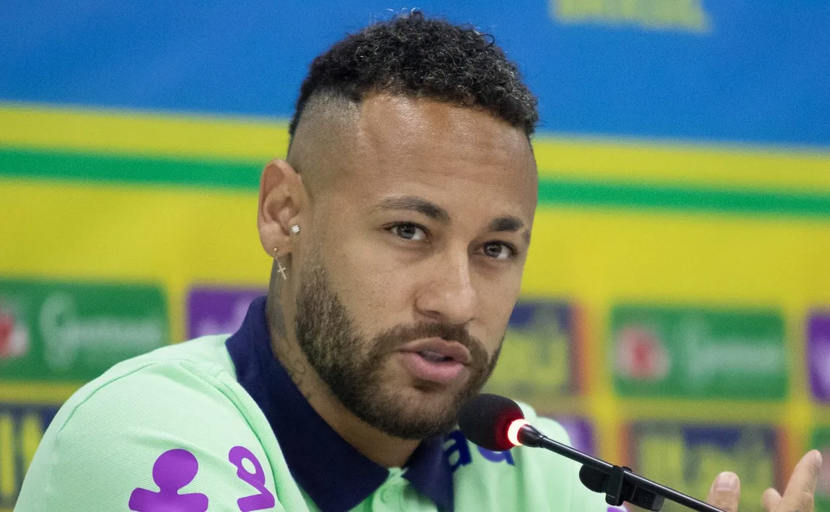 Seleção Brasileira monitora Neymar, mas não teme cortes de jogadores na véspera da Copa