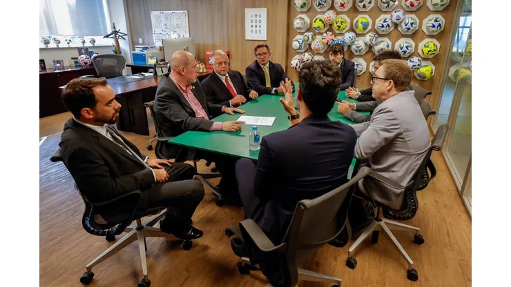 Direção do Internacional na sede da CBF (Foto; Ricardo Duarte / Internacional)