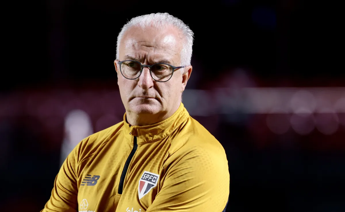 Dorival monta esquema ofensivo e São Paulo classifica contra Boston River