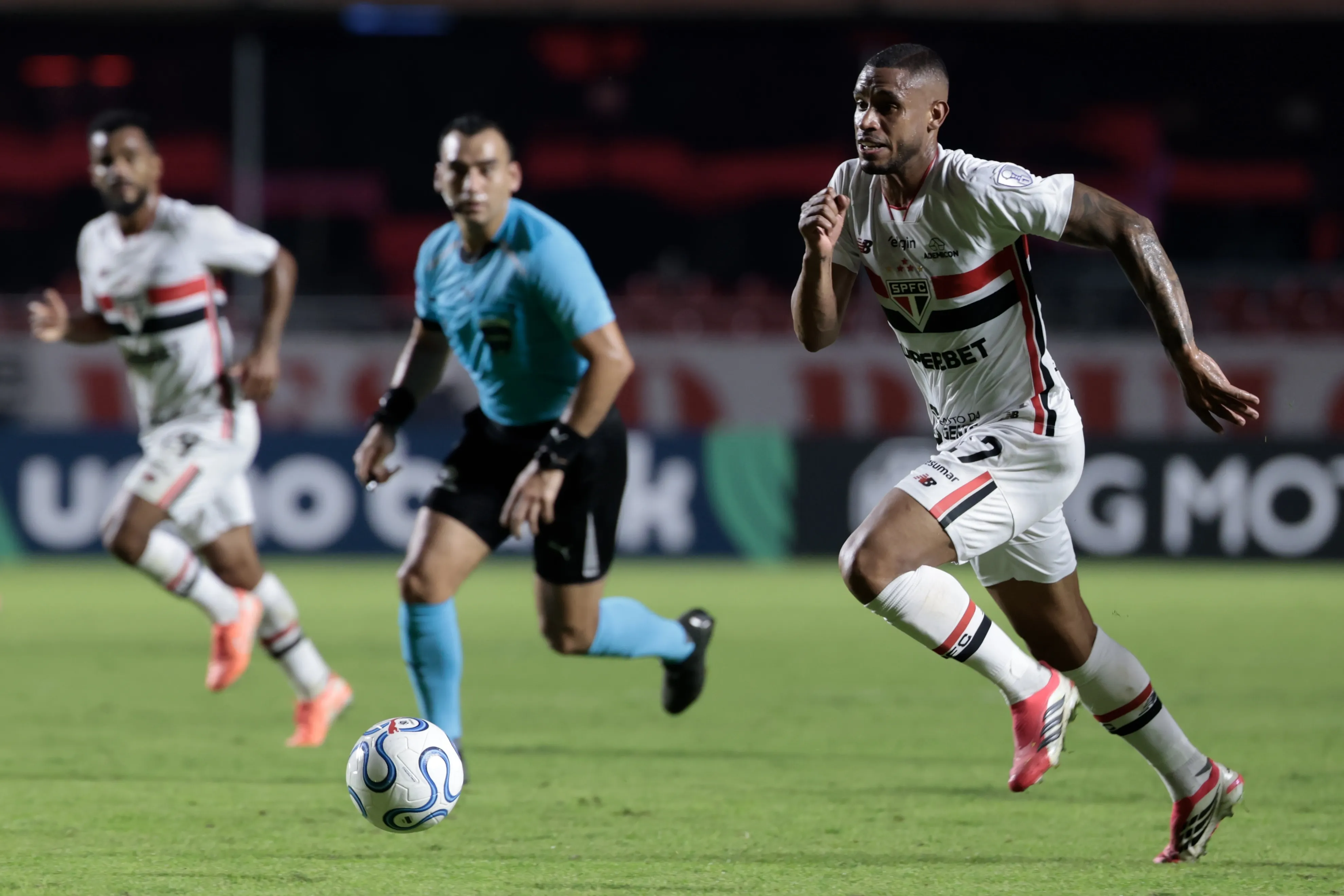 André Silva foi uma das novidades. Foto: Marcello Zambrana/AGIF