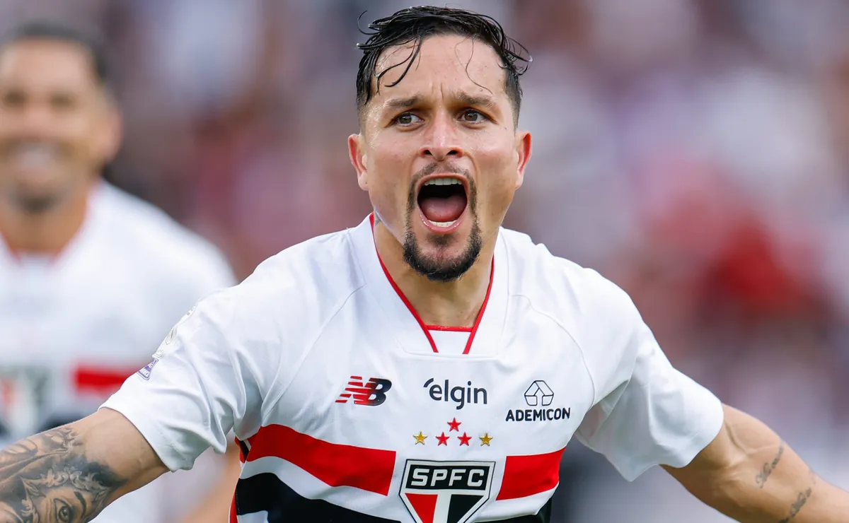 Artur quebra o silêncio e revela sonho de defender a Seleção Brasileira