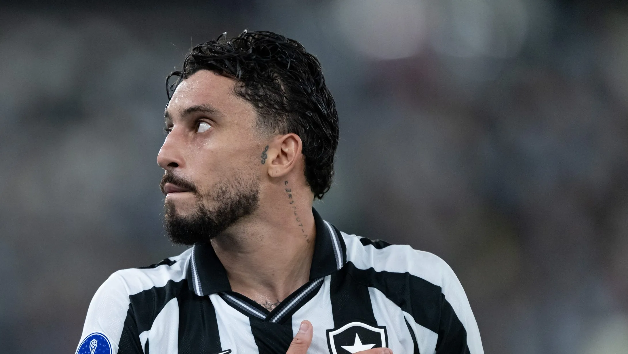Alex Telles. Foto: Jorge Rodrigues/AGIF