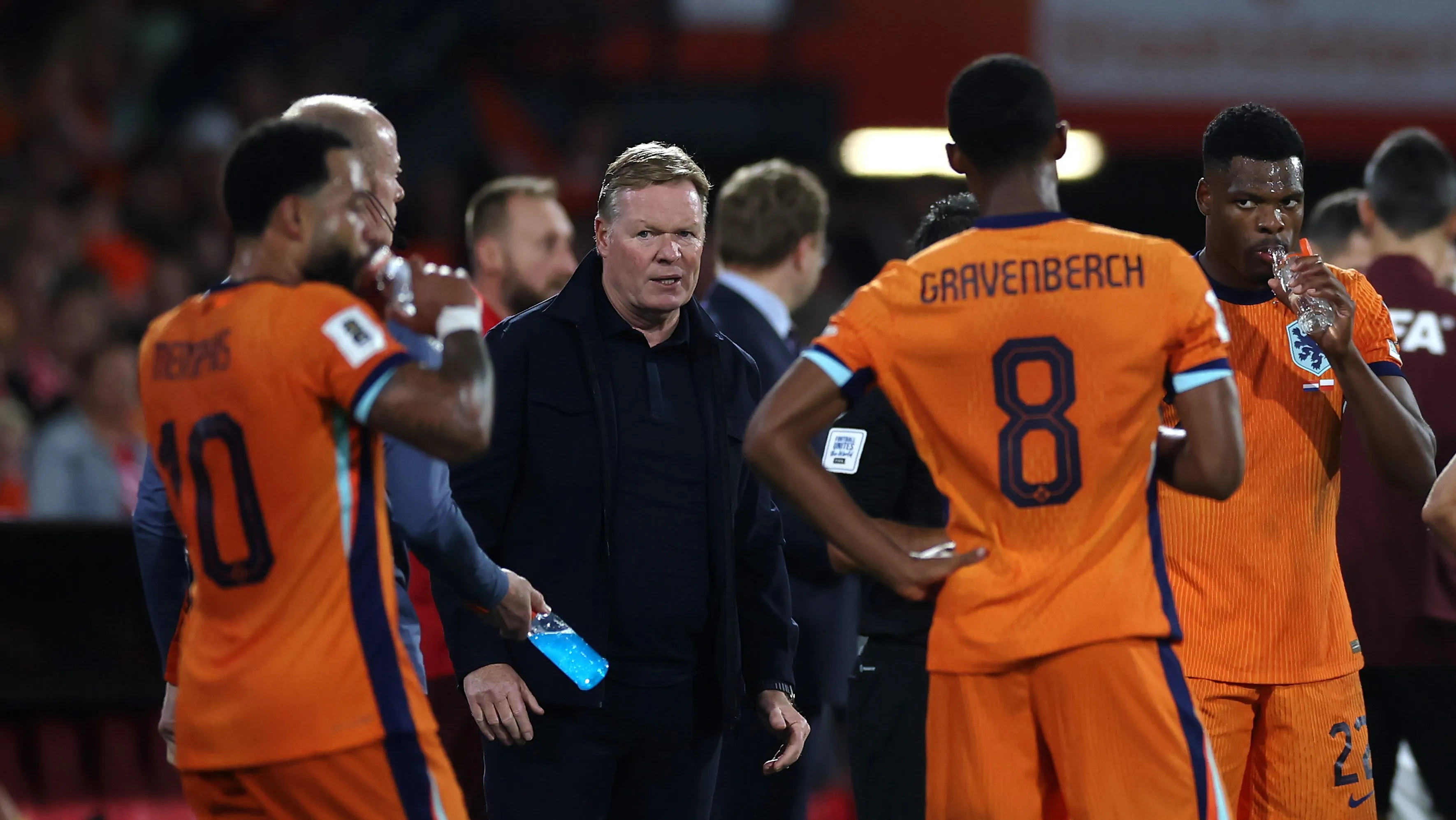 Memphis Depay participou de jogos recentes da Holanda - (Photo by Dean Mouhtaropoulos/Getty Images).