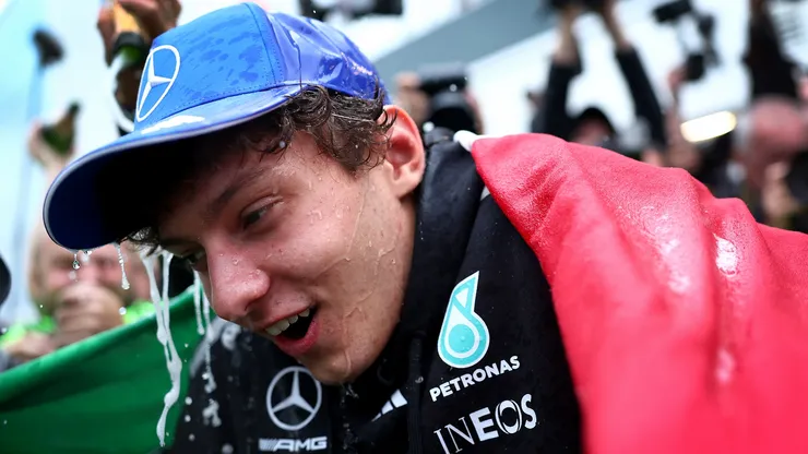 Kimi Antonelli disparou na liderança da Fórmula 1