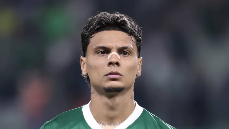 - Richard Ríos ex-Palmeiras.