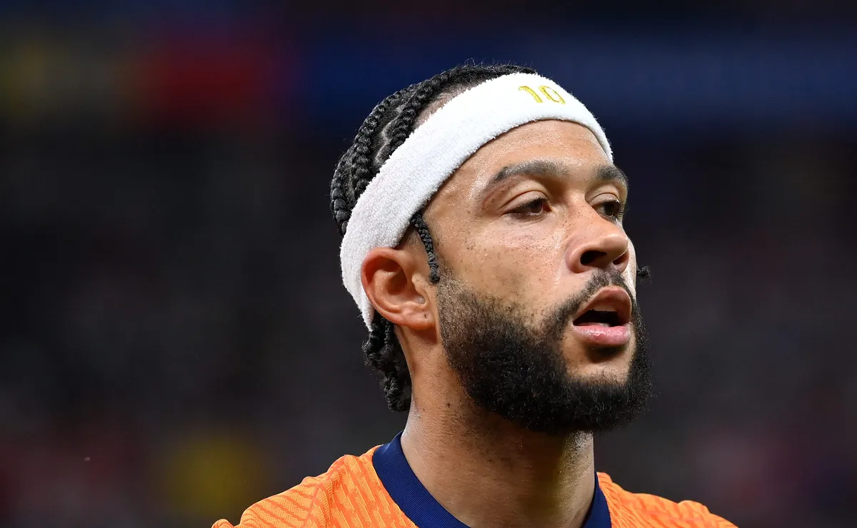 Holanda anuncia os 26 convocados para a Copa do Mundo com Memphis Depay e Van Dijk
