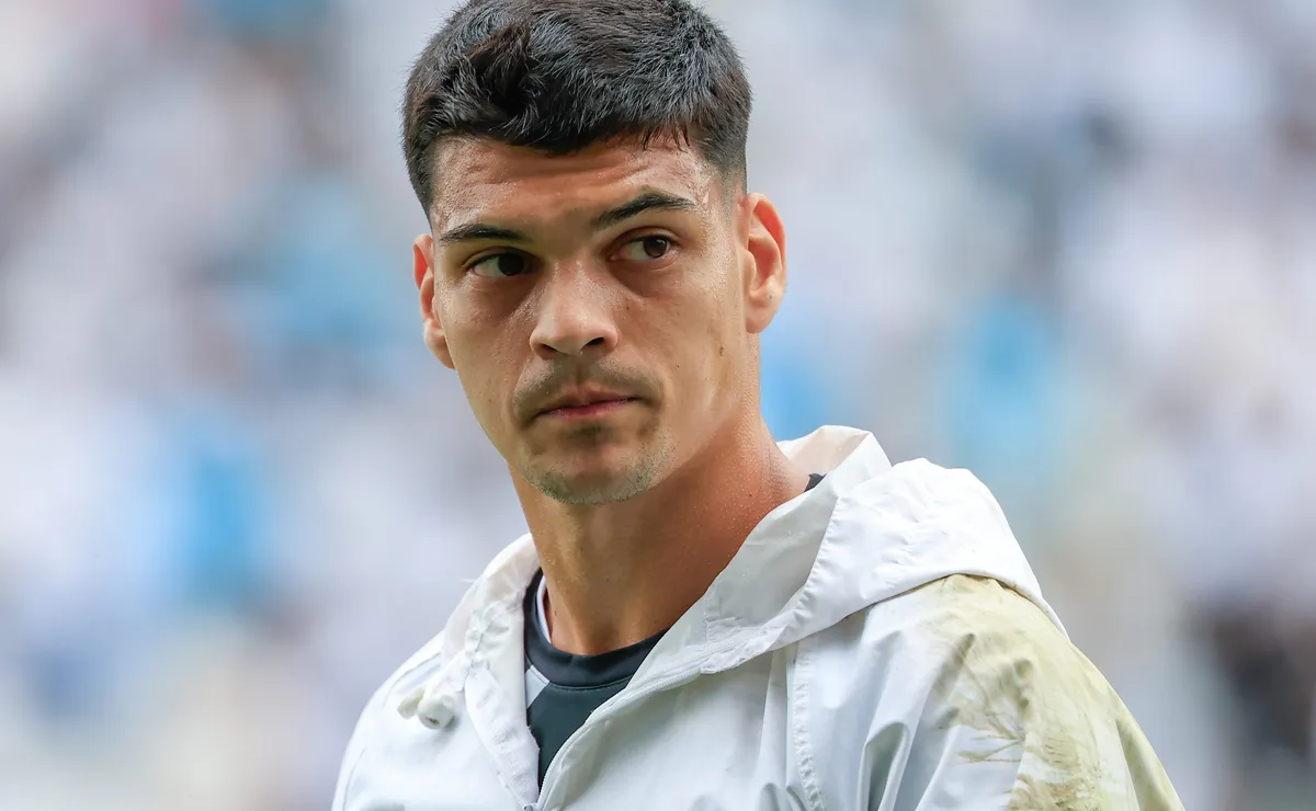 Gabriel Brazão desabafa após rumores de saída: “A cobrança é válida”