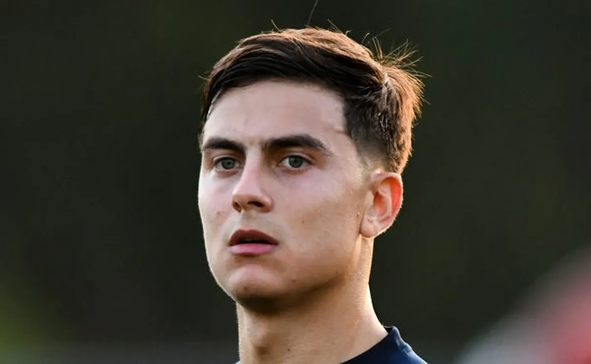 Scaloni explica ausência de Dybala na lista da Argentina para Copa do Mundo