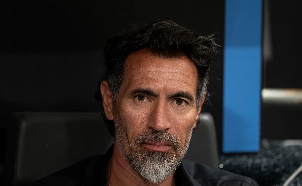 Domínguez tem dúvida entre Minda e Victor Hugo para decisão do Atlético-MG pela Sul-Americana