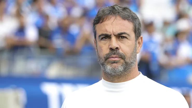 MG - BELO HORIZONTE - 24/05/2026 - BRASILEIRO A 2026, CRUZEIRO X CHAPECOENSE - Artur Jorge tecnico do Cruzeiro durante partida contra o Chapecoense no estadio Mineirao pelo campeonato Brasileiro A 2026. Foto: Gilson Lobo/AGIF