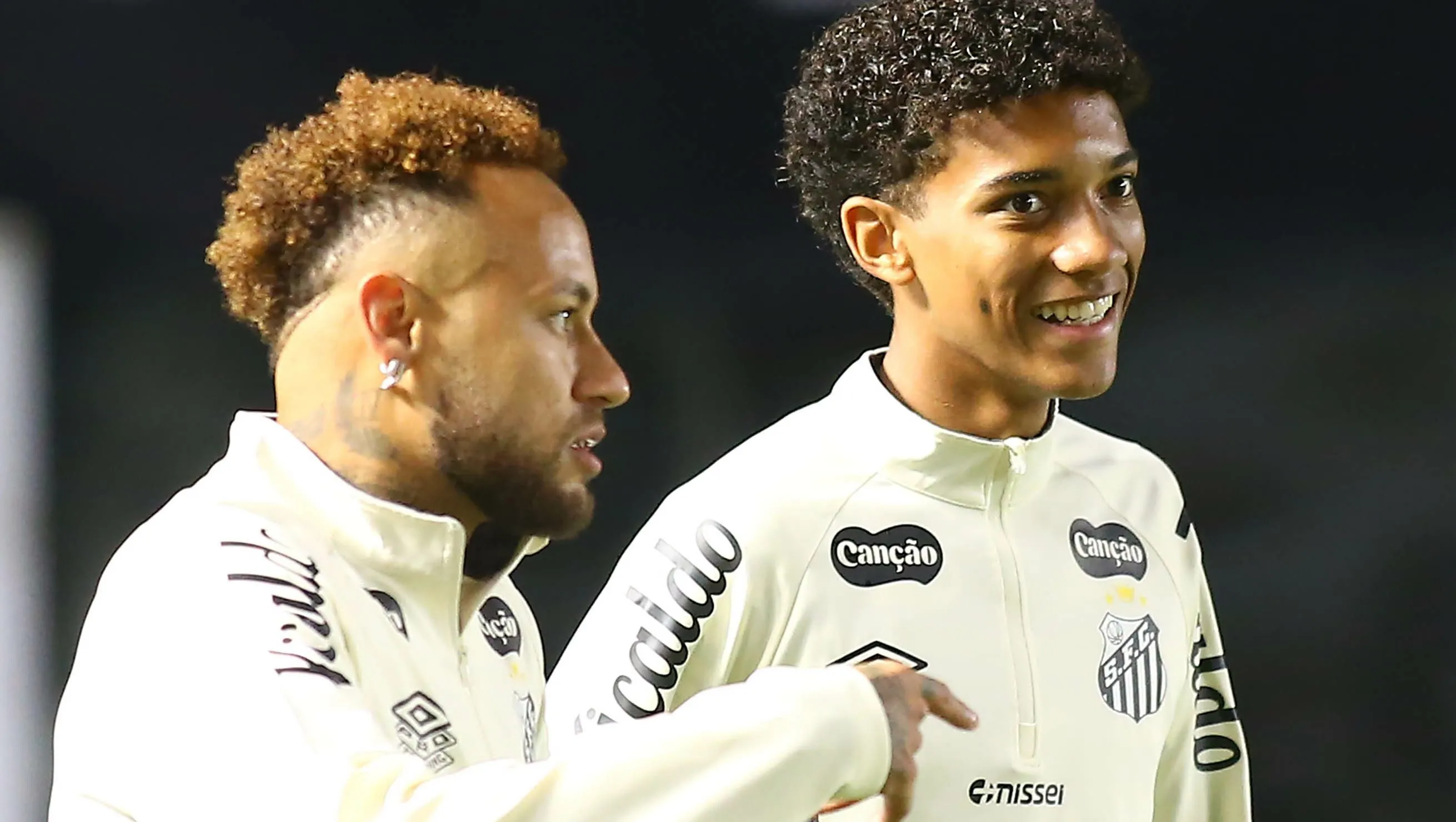 Foto: Mauricio De Souza/AGIF – Camisa 7 teve briga com Neymar em treino do Santos.