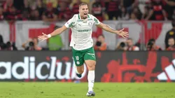RJ - RIO DE JANEIRO - 23/05/2026 - BRASILEIRO A 2026, FLAMENGO X PALMEIRAS - Paulinho jogador do Palmeiras comemora seu gol durante partida contra o Flamengo no estadio Maracana pelo campeonato Brasileiro A 2026. Foto: Thiago Ribeiro/AGIF