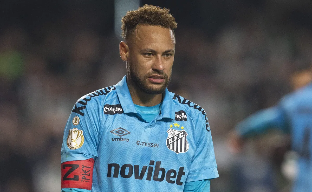 CBF define situação de Neymar após exames e preocupação física