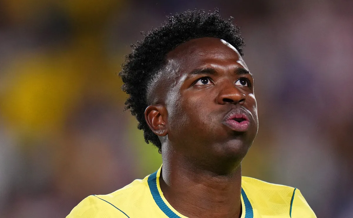 Vinícius Júnior aponta favoritas na Copa e diz que a Seleção Brasileira vai jogar no contra-ataque