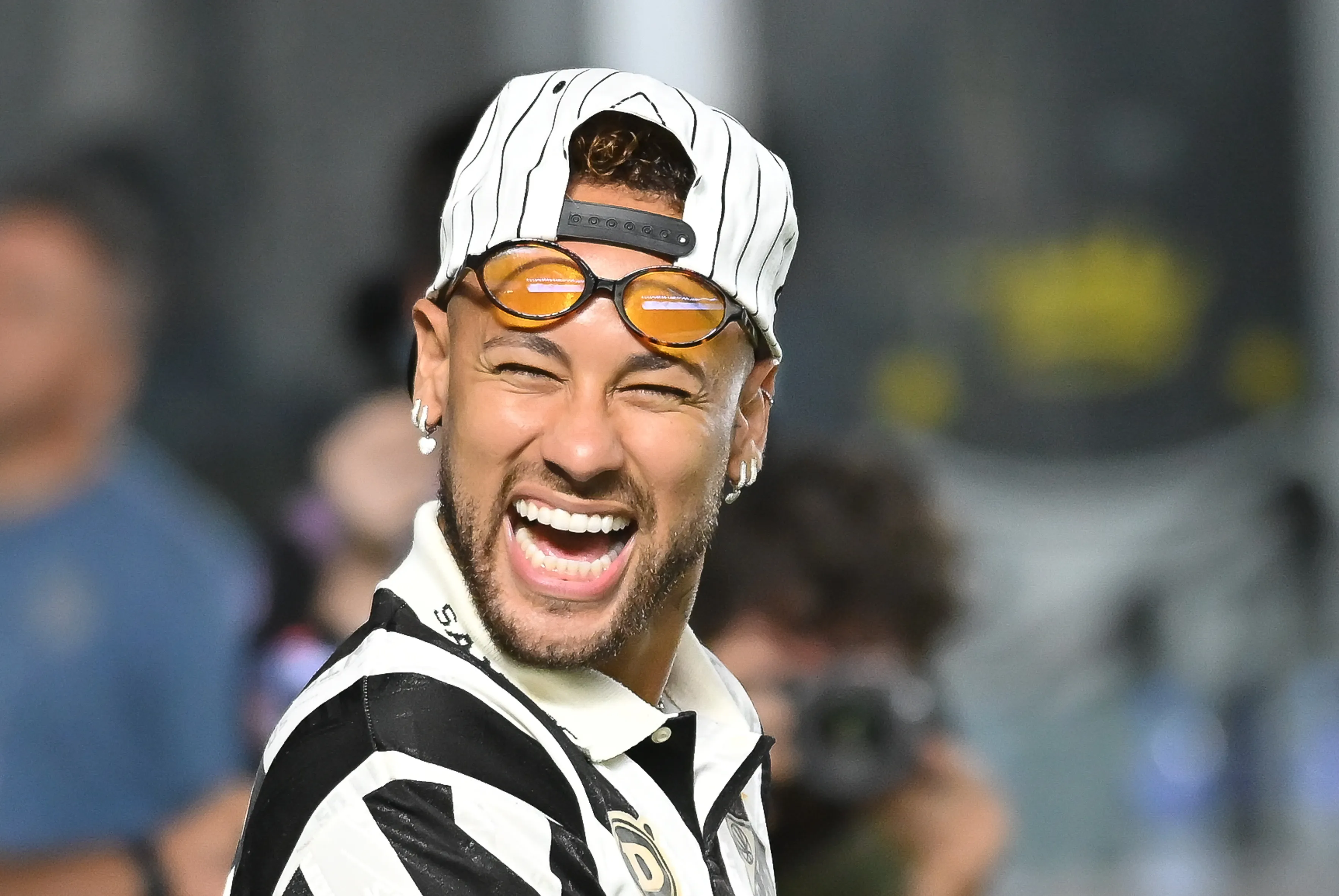 Neymar jogador do Santos apos partida contra o Deportivo Cuenca no estadio Vila Belmiro pelo campeonato Copa Sul-Americana 2026. Foto: Jota Erre/AGIF