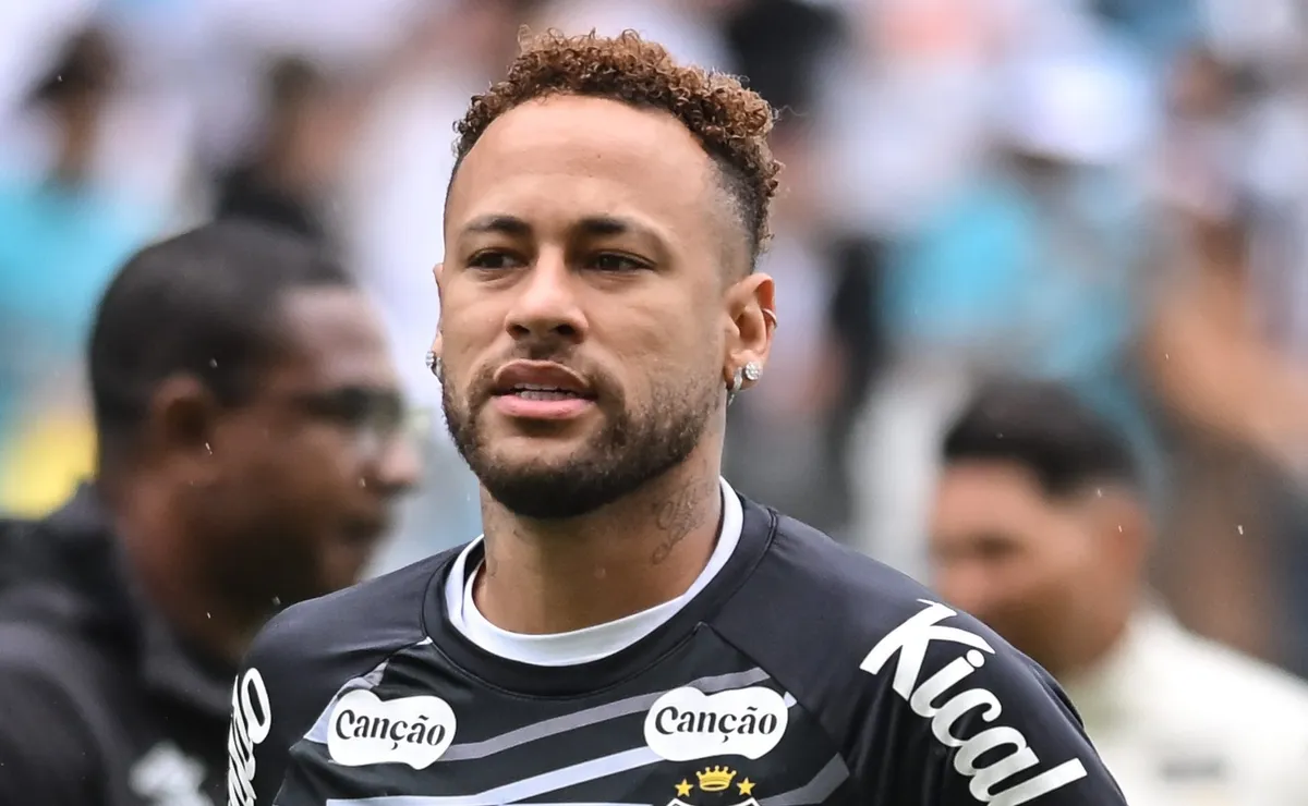 Trajeto aéreo de Neymar para concentração da Seleção Brasileira bateu recorde de acompanhamento mundial