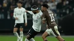 Memphis Depay do Corinthians durante partida contra o Platense. Foto: Joisel Amaral/AGIF