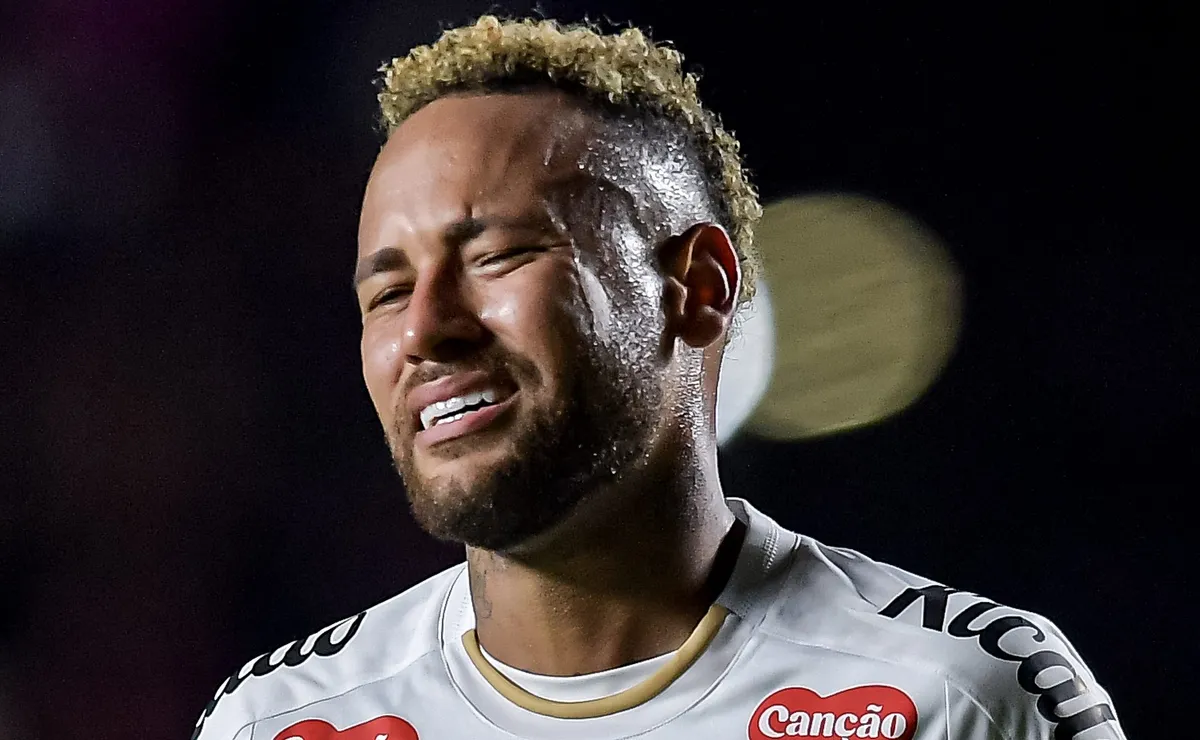 CBF faz “pacto confidencial” sobre exames e Neymar acende alerta após mostrar abatimento